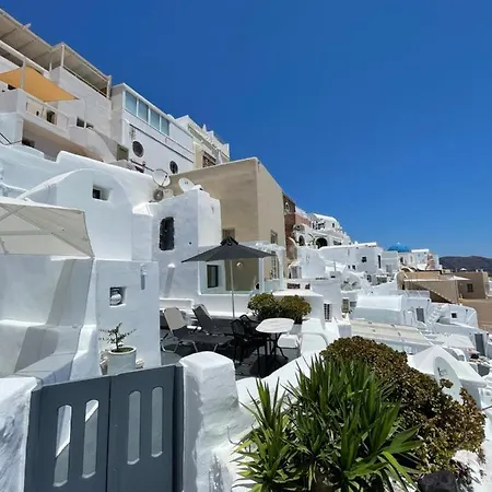 Apartment Collection Oia (Santorini)