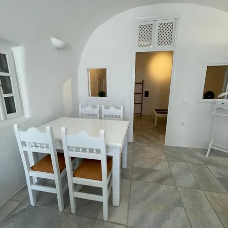 Collection Apartment Oia (Santorini)